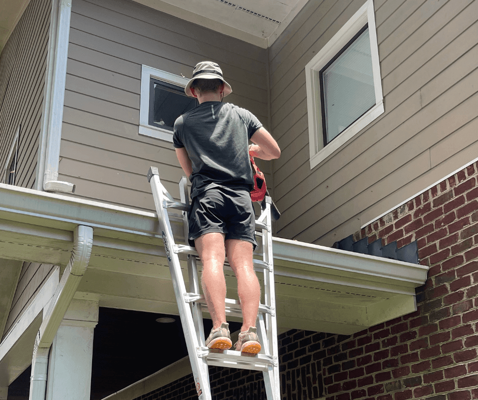 Gutter Cleaning 